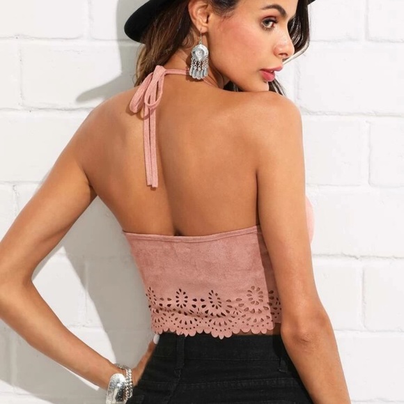 Scallop laser cut halter crop top - Picture 2 of 2